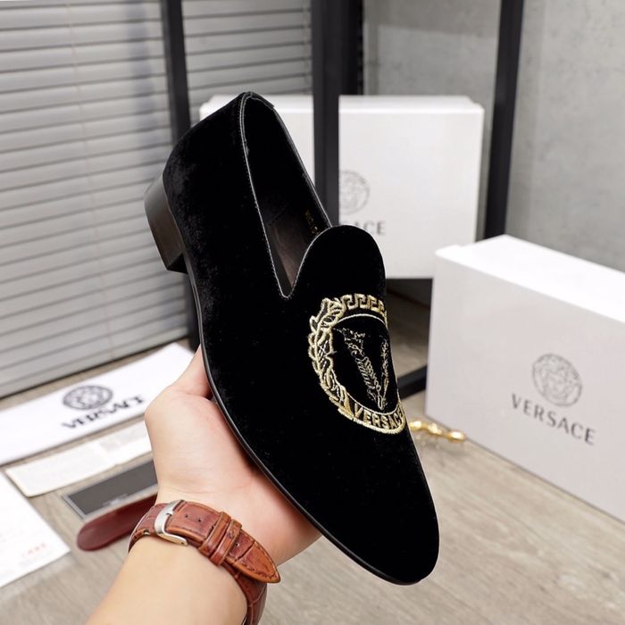 Mokasyny Versace Modne