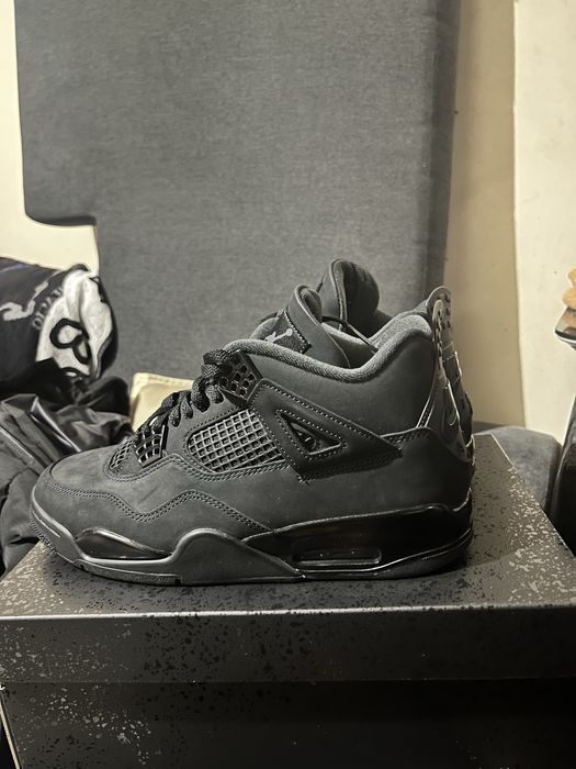 Jordan 4 Black Cat