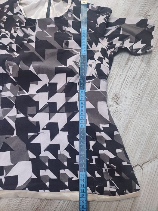 Strenesse 36 S bluzka damska elegancka pepitka podszewka zamek slim