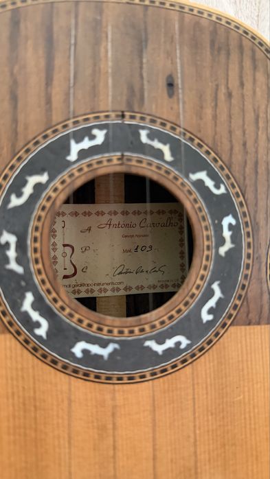 Cavaquinho instrumento tradicional
