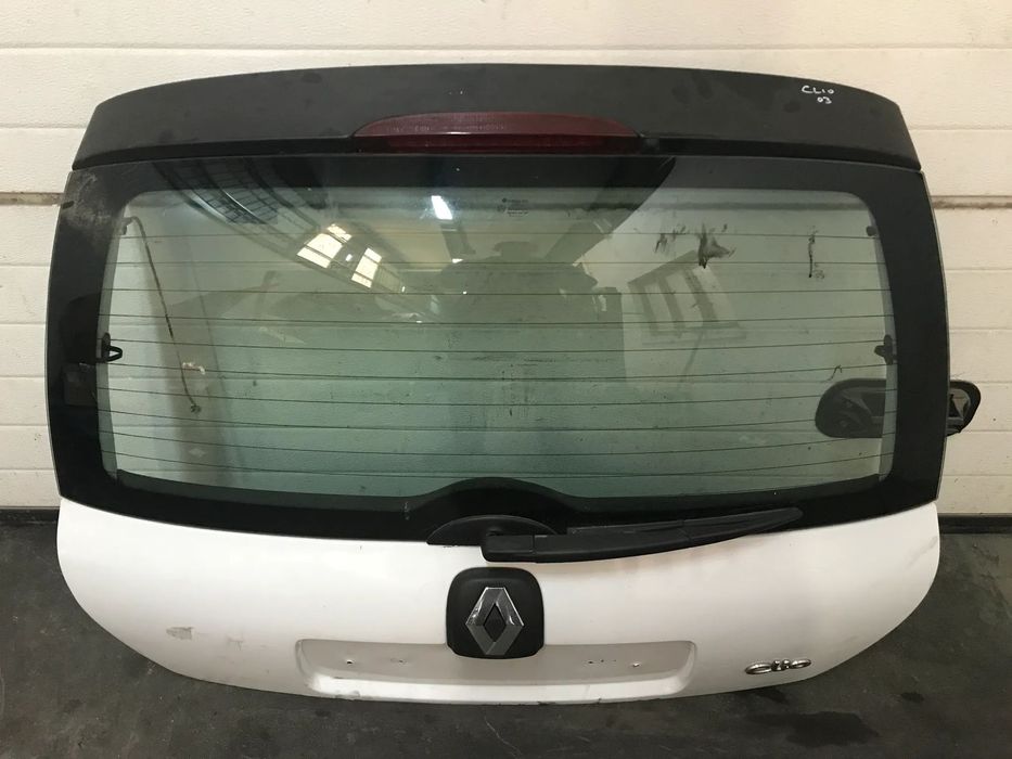 TAMPA DA MALA RENAULT CLIO II FASE 2 01-06