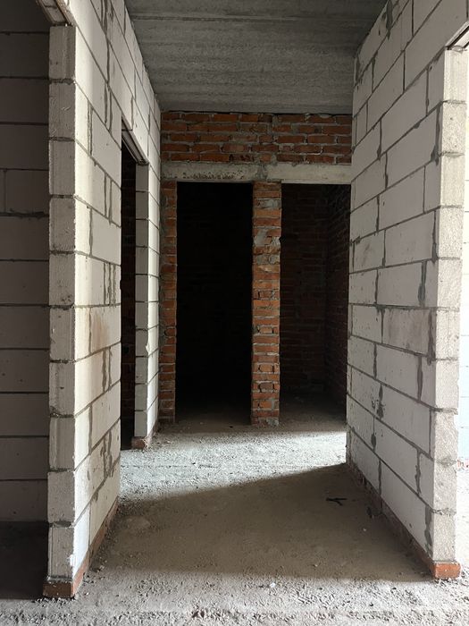 КЛЮЧІ НА РУКАХ повноцінна 2к, до Києва 20хв