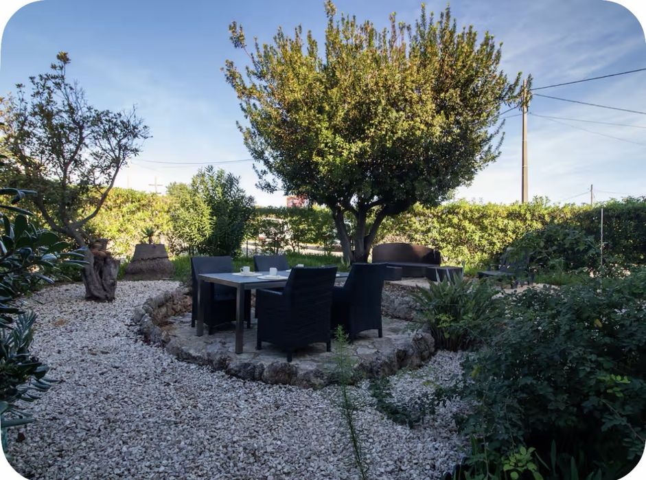 T1 com jardim 254m Ano