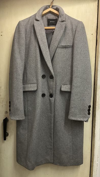 Пальто сіре Stradivarius L