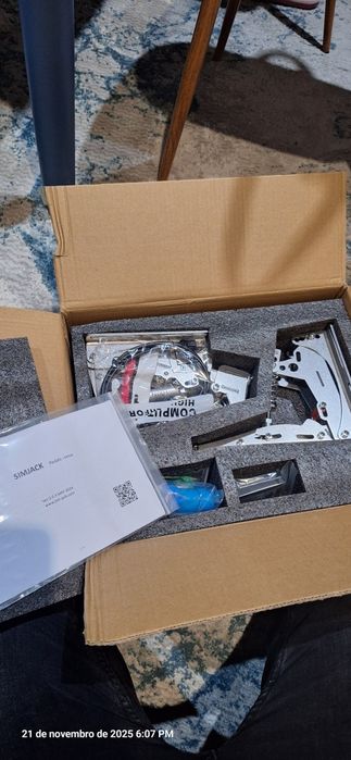 Moza r9+cockpit+pedais simjack UT