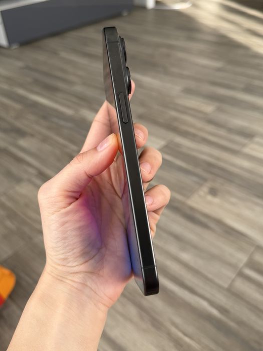 iPhone 15 pro max 256 как новый