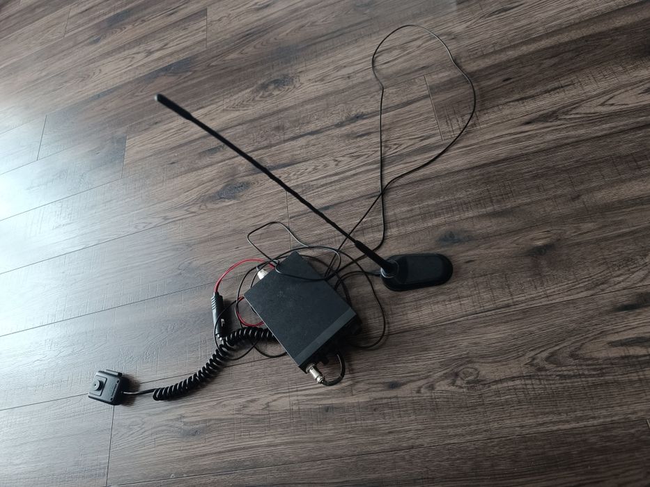 Radio cb Uniden pro 520xl plus antena president