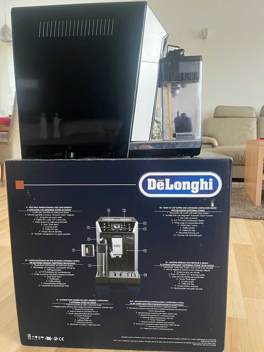 Ekspres DeLonghi PrimaDonna Class (typ: ECAM550.55.SB) - OKAZJA!!!
