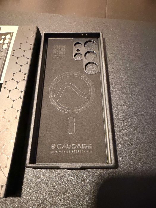 Capa Caudabe Synthesis S24 Ultra - Como Nova com MagSafe