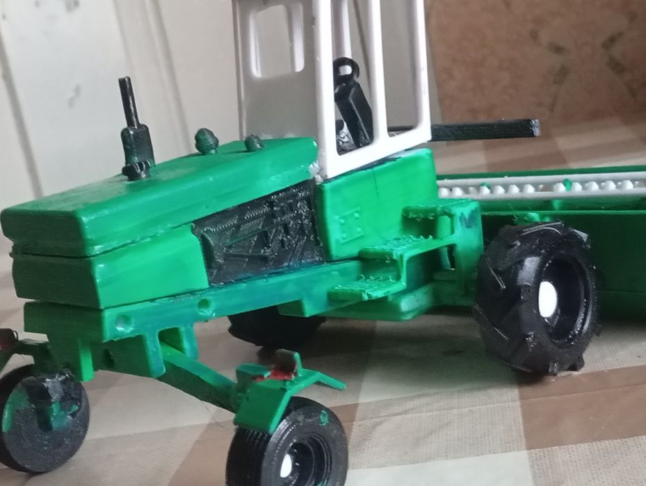 3D-друкована модель комбайна (ручна робота)
