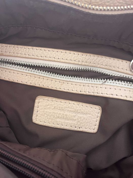 большая сумка salvatore ferragamo женская розовая кожаная нюд светлая