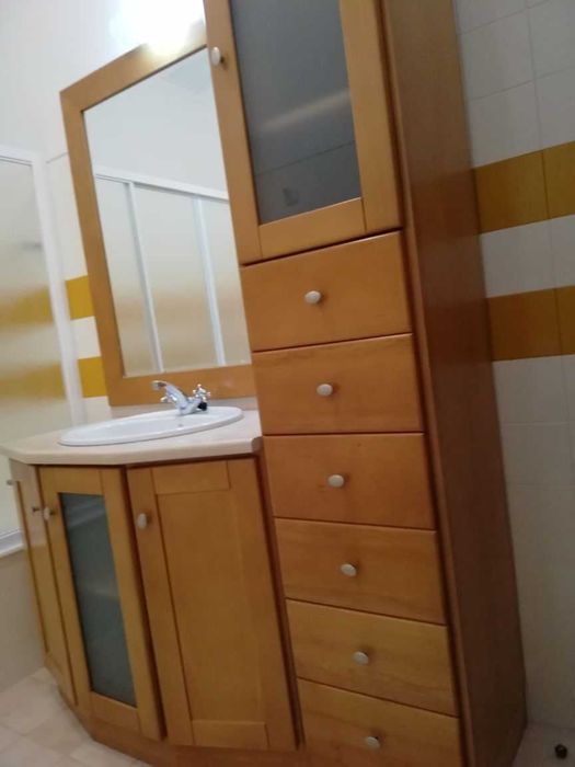 Apartamento Espaçoso - Santa Iria