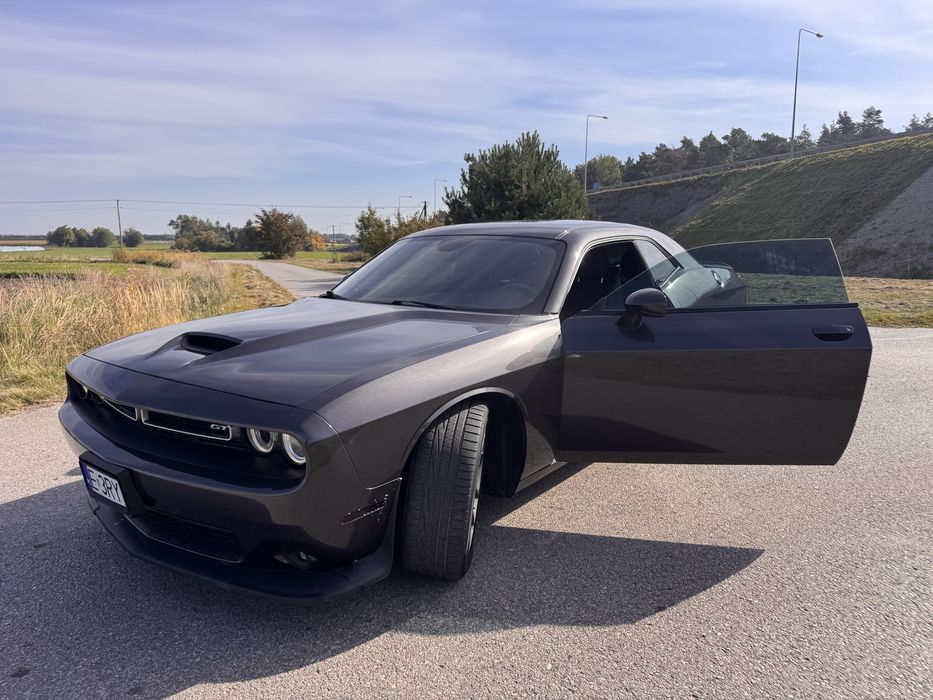 Dodge Challenger