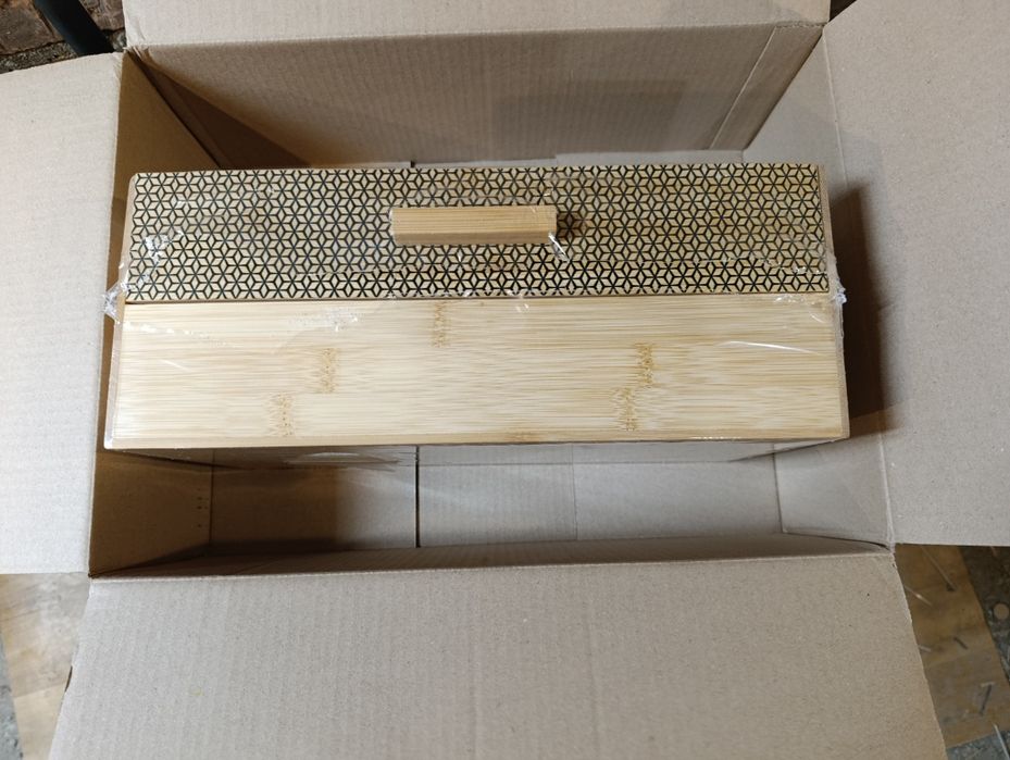 Nowy pojemnik bambusowy