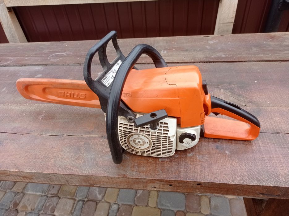Продається бензопила Stihl MS 230/C 7 500 грн. Бензоінструмент — free download