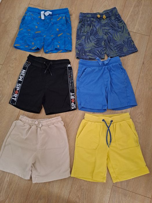 Krótkie spodenki 110