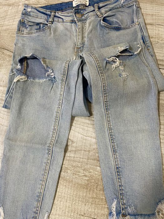 Джинси світло-блакитні