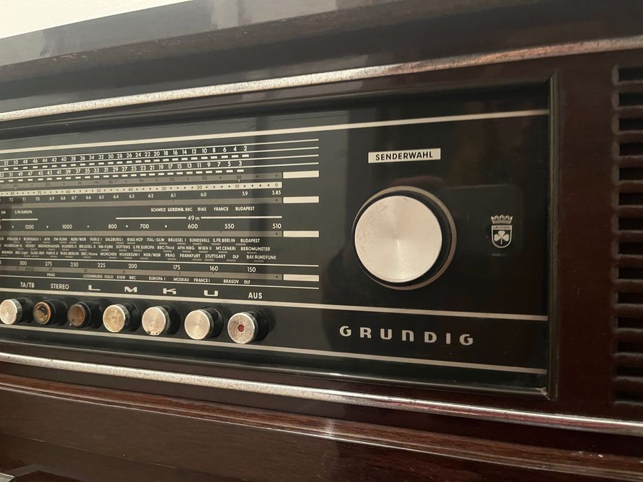 Grundig Stereo-Konzertschrank “Mandello e/SL” – 1960s – Working
