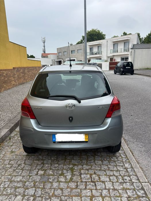 Toyota Yaris 1.0 gasolina