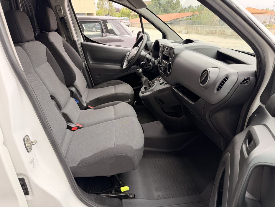 Peugeot Partner 1.6 HDI 3 Lugares