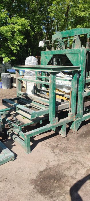 Вібропрес.лінія для виготовлення тротуарної плитки бордюрах блока та інше