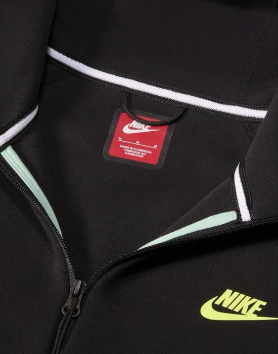 чоловіча Sportswear Tech Fleece Windrunner Black/Turquoise Nike