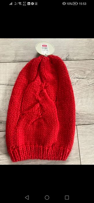 Zestaw dodatków zimowych czapka i rękawiczki nowe