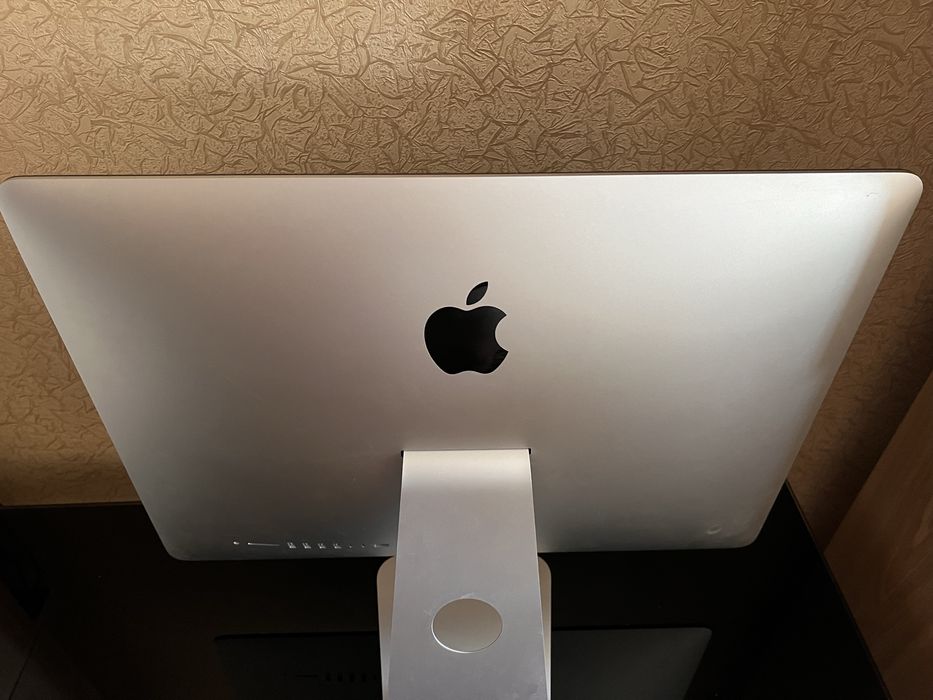 iMac 21.5 4K Retina 2017 i5/8gb/radeon pro rx 555/1tb hdd