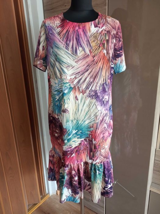 Sukienka nowa roz 42