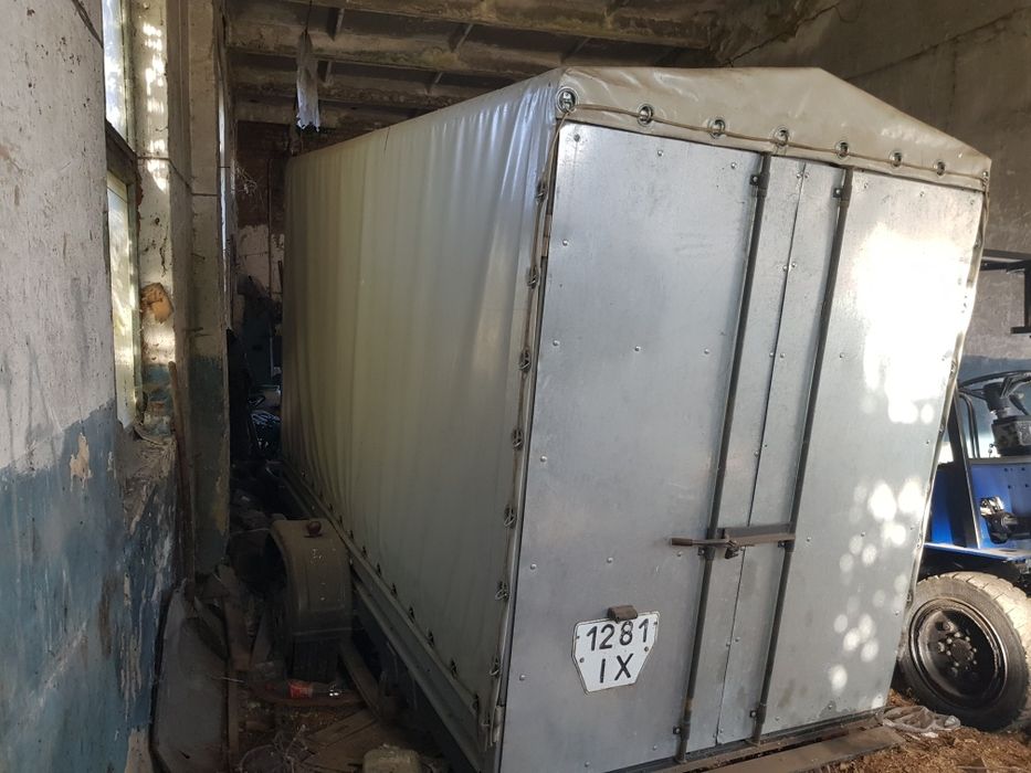 Продам прицеп нивядов 1200H