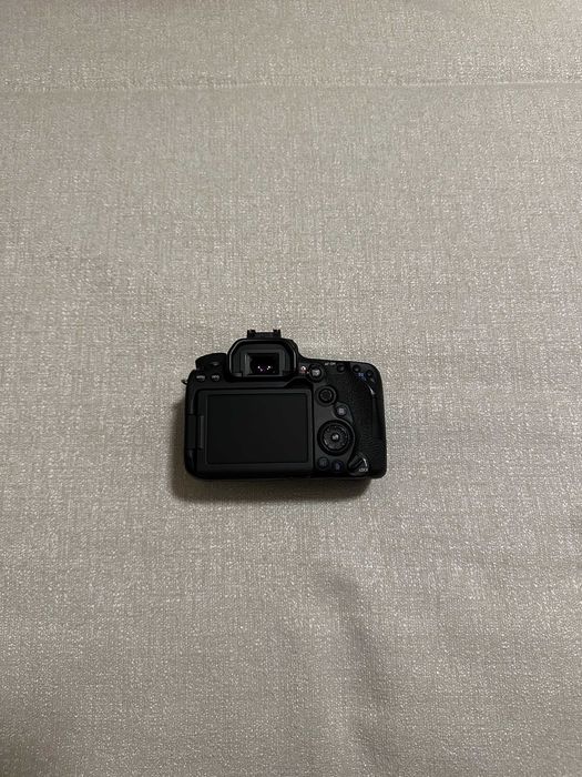 Canon 90D - Como Nova