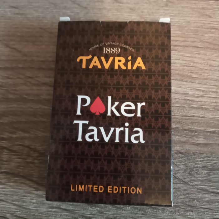 Карты для игры в покер.