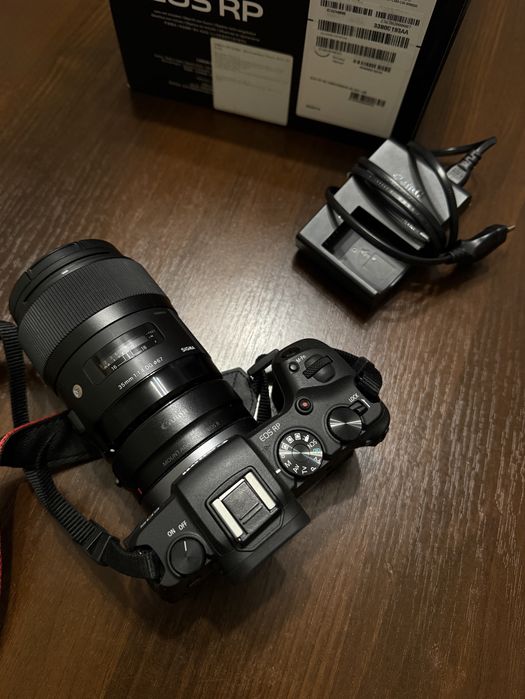 Фотокамера бездзеркальна Canon EOS RP body