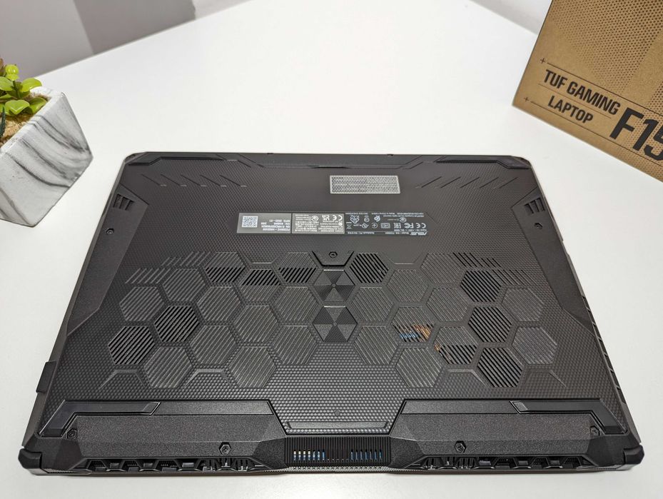 LAPTOP GAMINGOWY Asus TUF F15 RTX 3050 Intel i5-11400H 144 hz