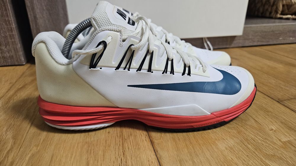 Nike Lunar Balistic 41