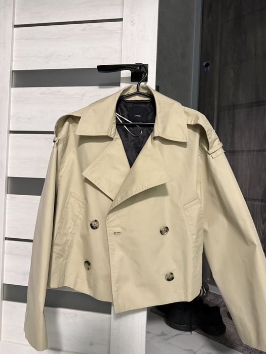 Тренч Mango бежевий