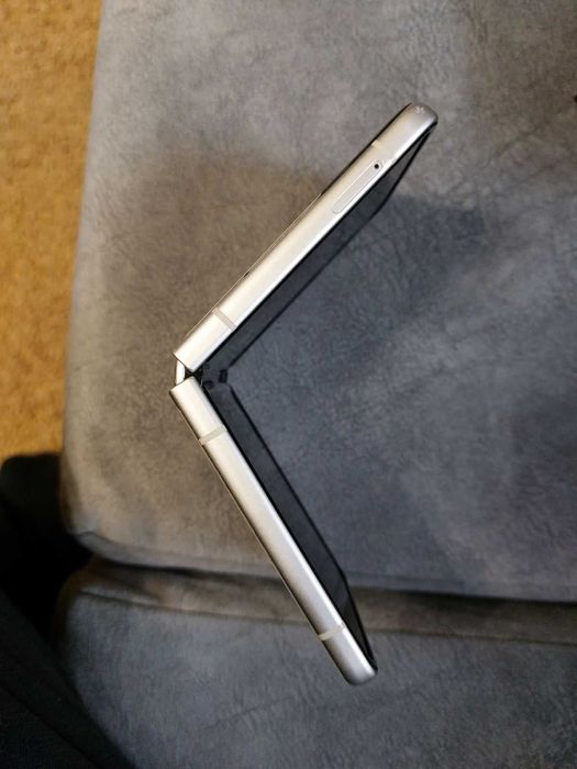 Samsung Galaxy z flip 3 5g Розбитий екран!