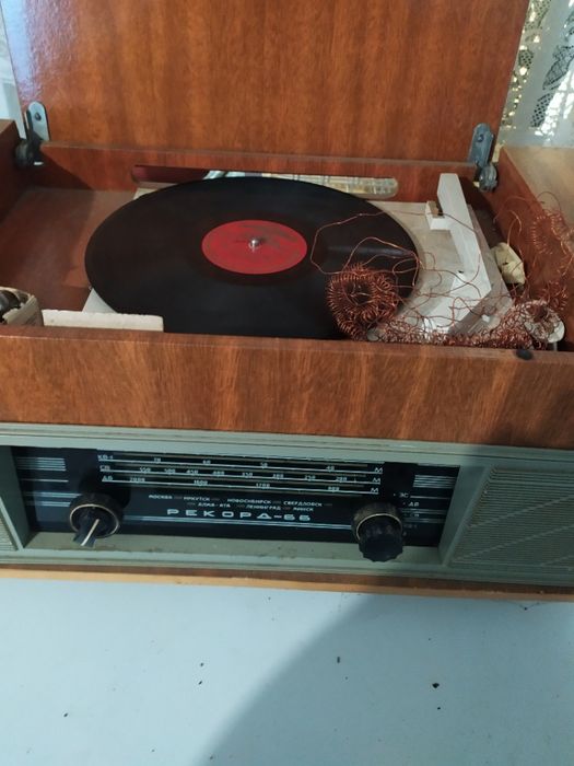 Лампова радіола Рекорд-66 | Ретро-класика | Вініловий програвач