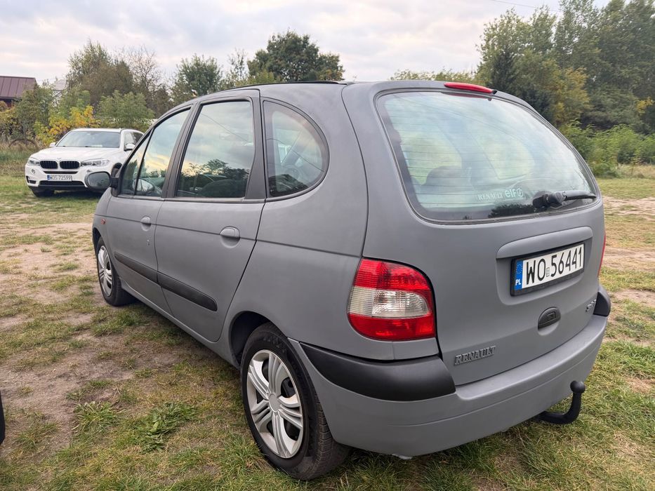 Renault Scenic.• 1.6 benzyna • hak • klima • szyberdach
