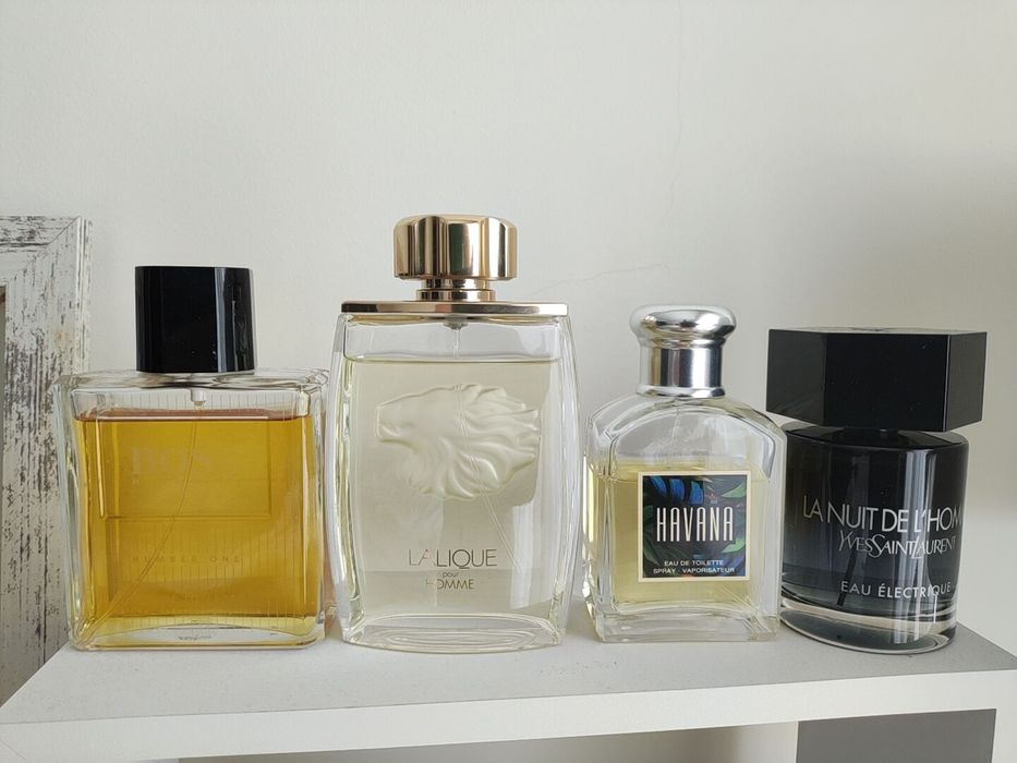 Coleção de vários perfumes