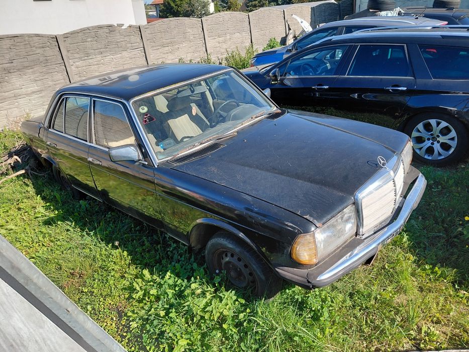 Mercedes 123 beczka 2.4d na części