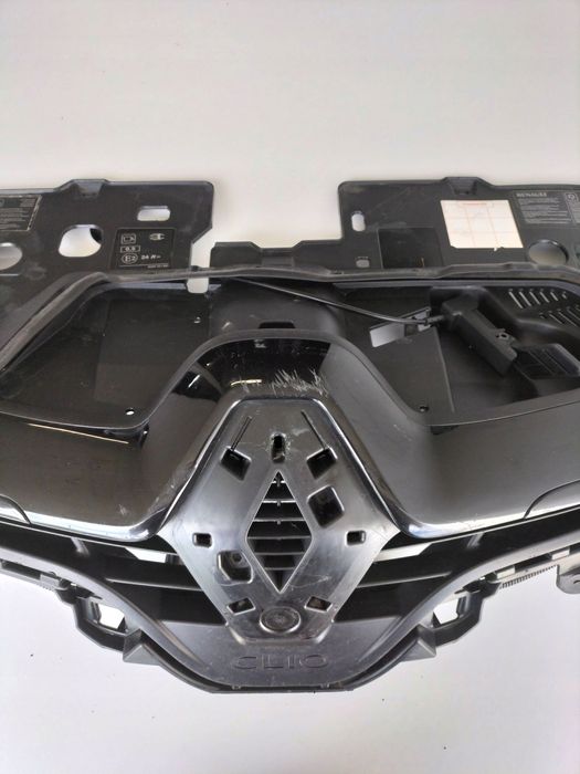 grill atrapa chłodnicy kratka led renault clio iv 12r- 628101467r