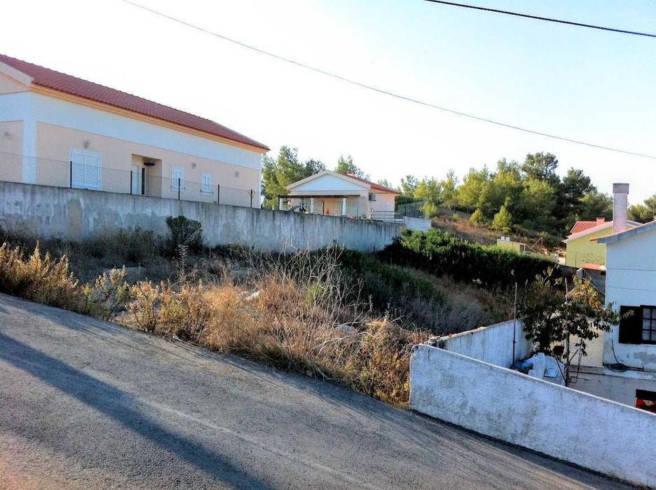 Terreno Urbano em Sesimbra — Castelo (Sesimbra), Setúbal