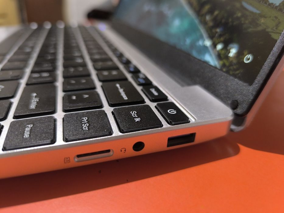 Intel Core Laptop447202523748782083