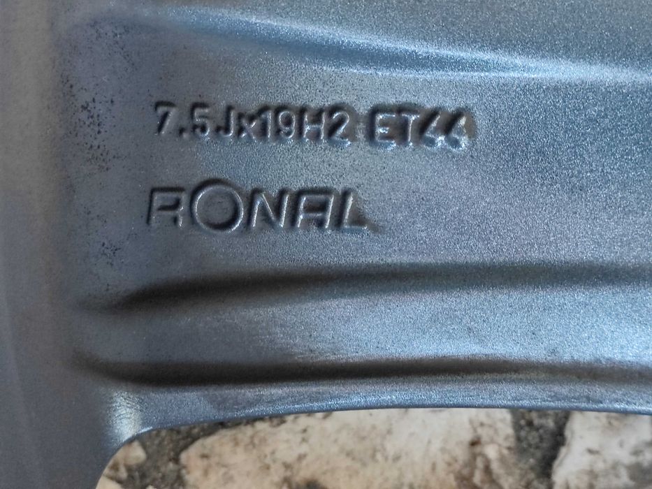 Jantes 19 Mercedes-Benz c/ pneus 225/40ZR19