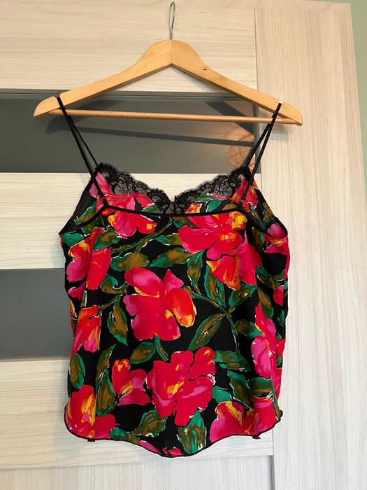 Bluzka na ramiączkach w różowe kwiaty, romantyczna, r. S/M