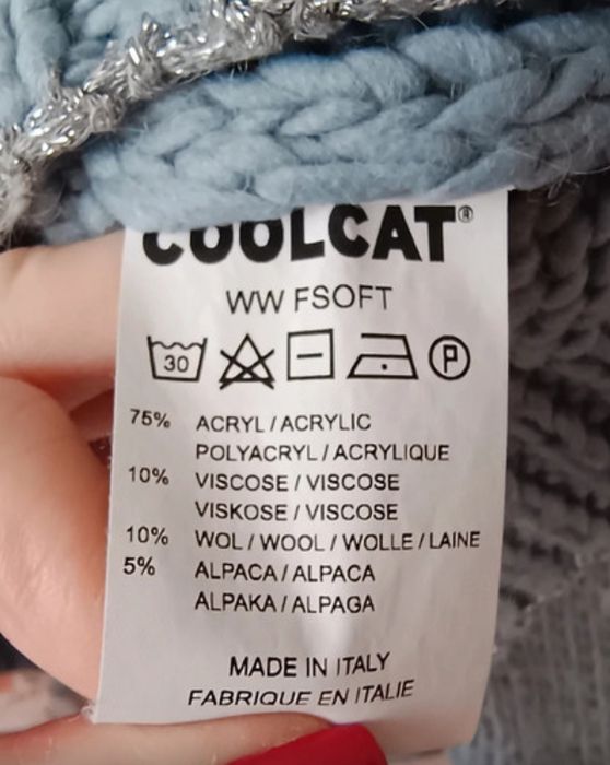 Sweter damski krótszy krój