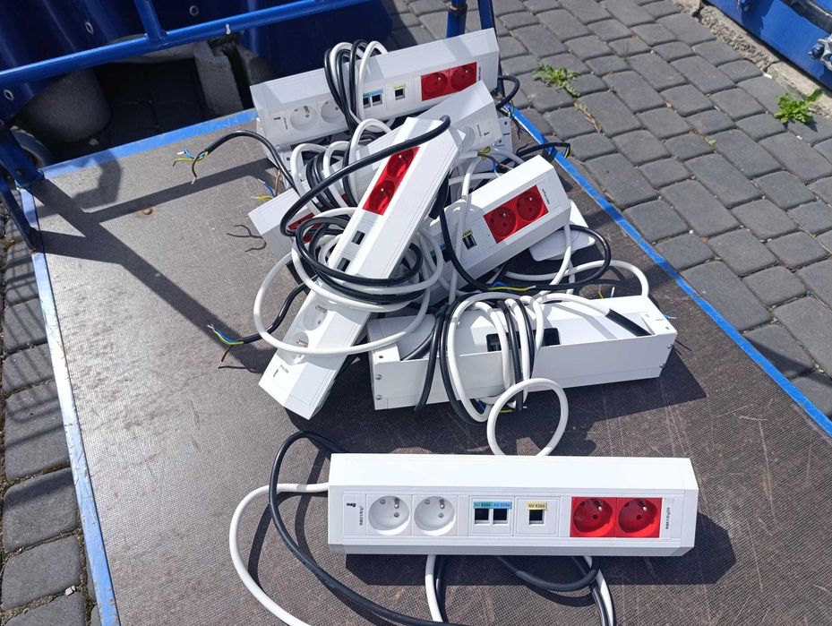 Tunel organizer maskownica na kable biurowy bSpace nowy styl