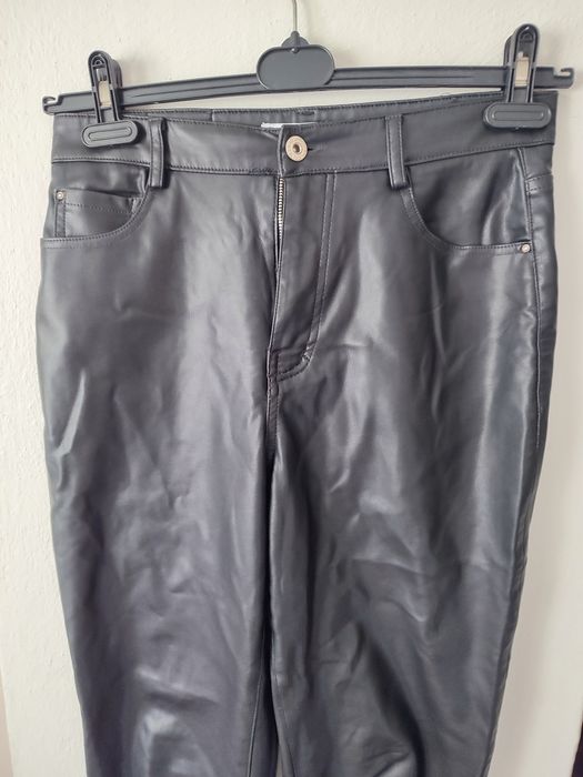 Spodnie mom jeans 38 skórzane