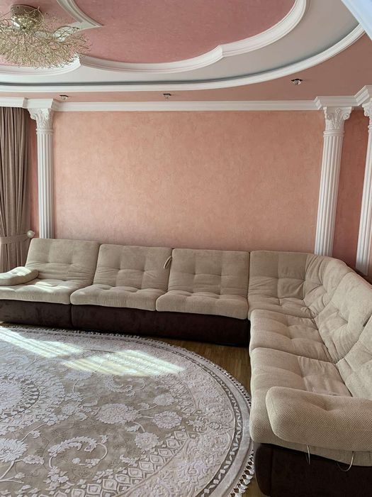 Продаж 2 поверхового будинку бесідка і ділянкою на 15 соток, 239 кв. м